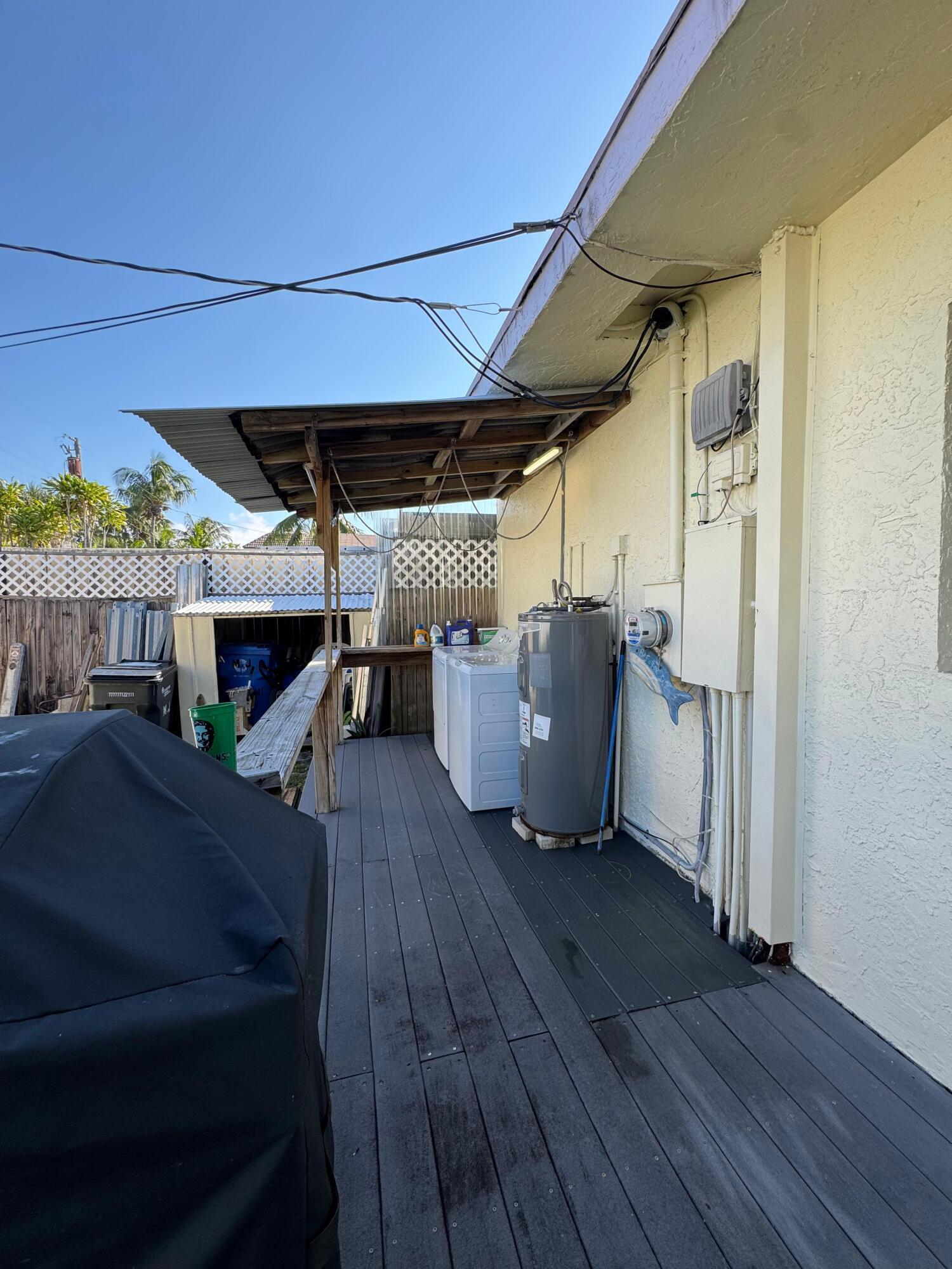 LAKEVIEW PARK 2ND ADD - Residential Lease