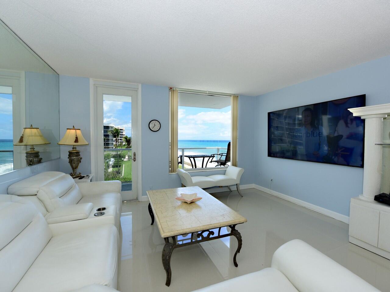 PATRICIAN OF PALM BEACH CONDO - Residential Lease