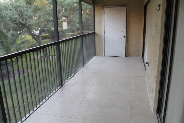 MEADOWLAKES GARDENS - Residential