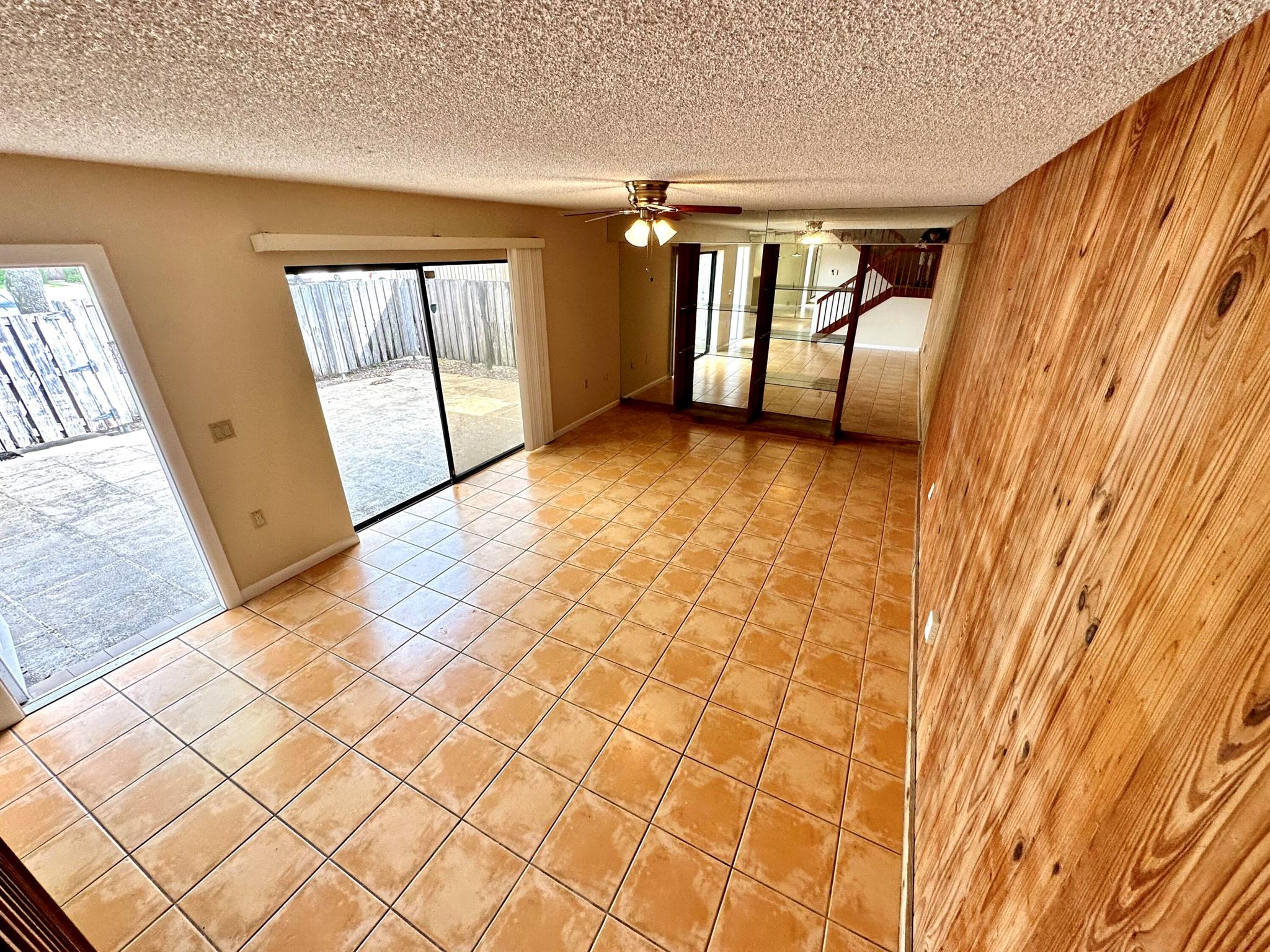 VILLAGE OF SANDALWOOD LAK - Residential Lease