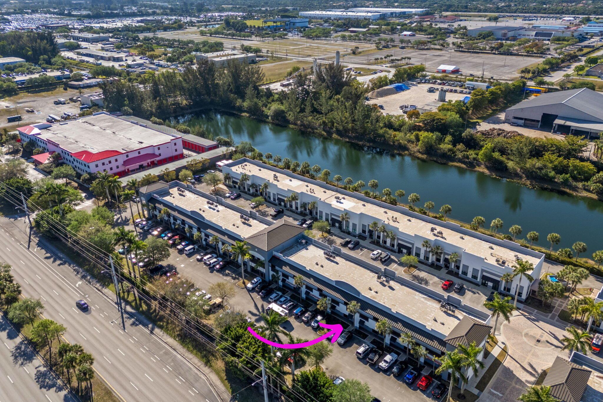 ROYAL PALM BUSINESS PLAZA - Commercial Lease