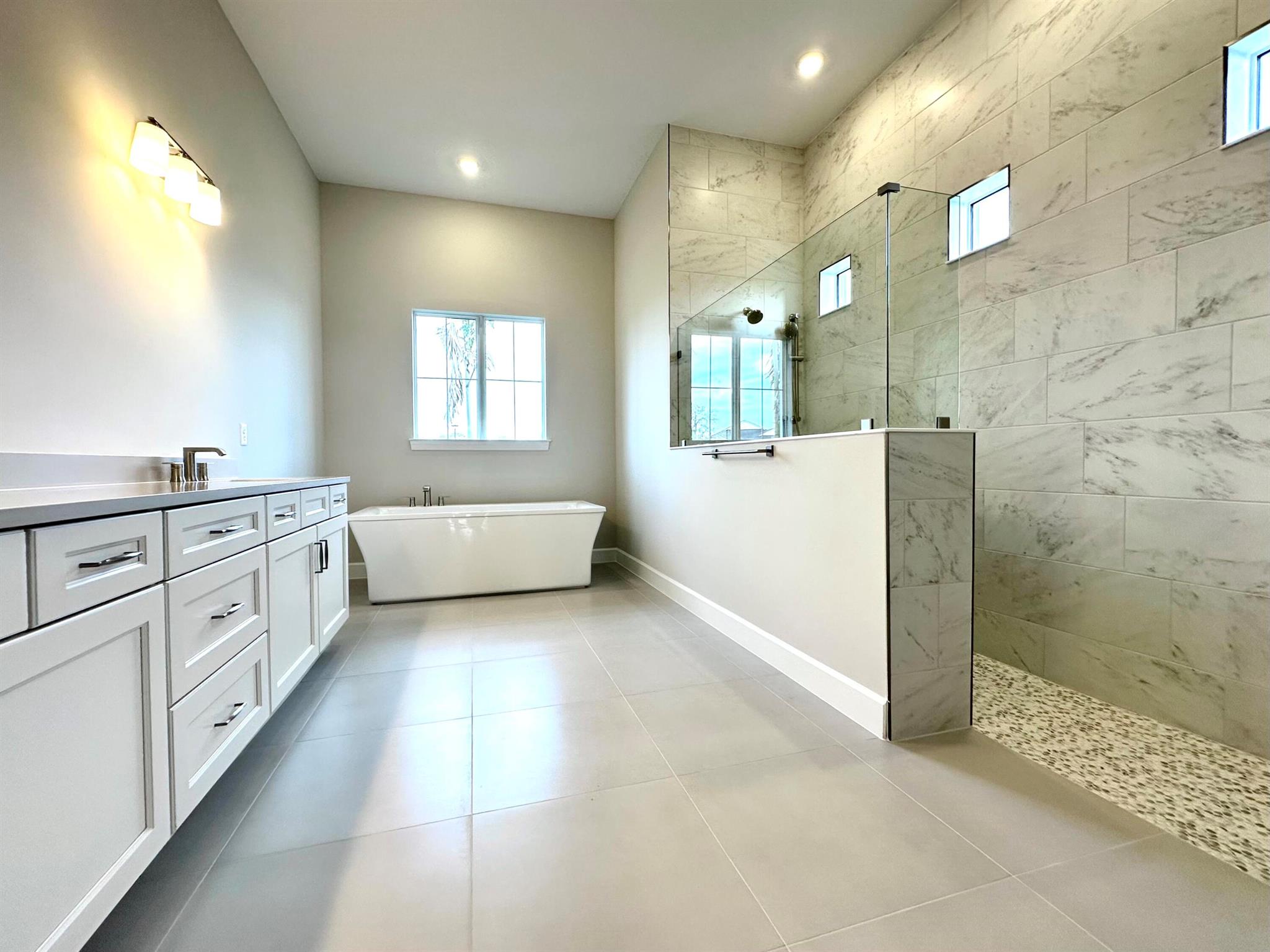 BRIDGEWATER - Residential