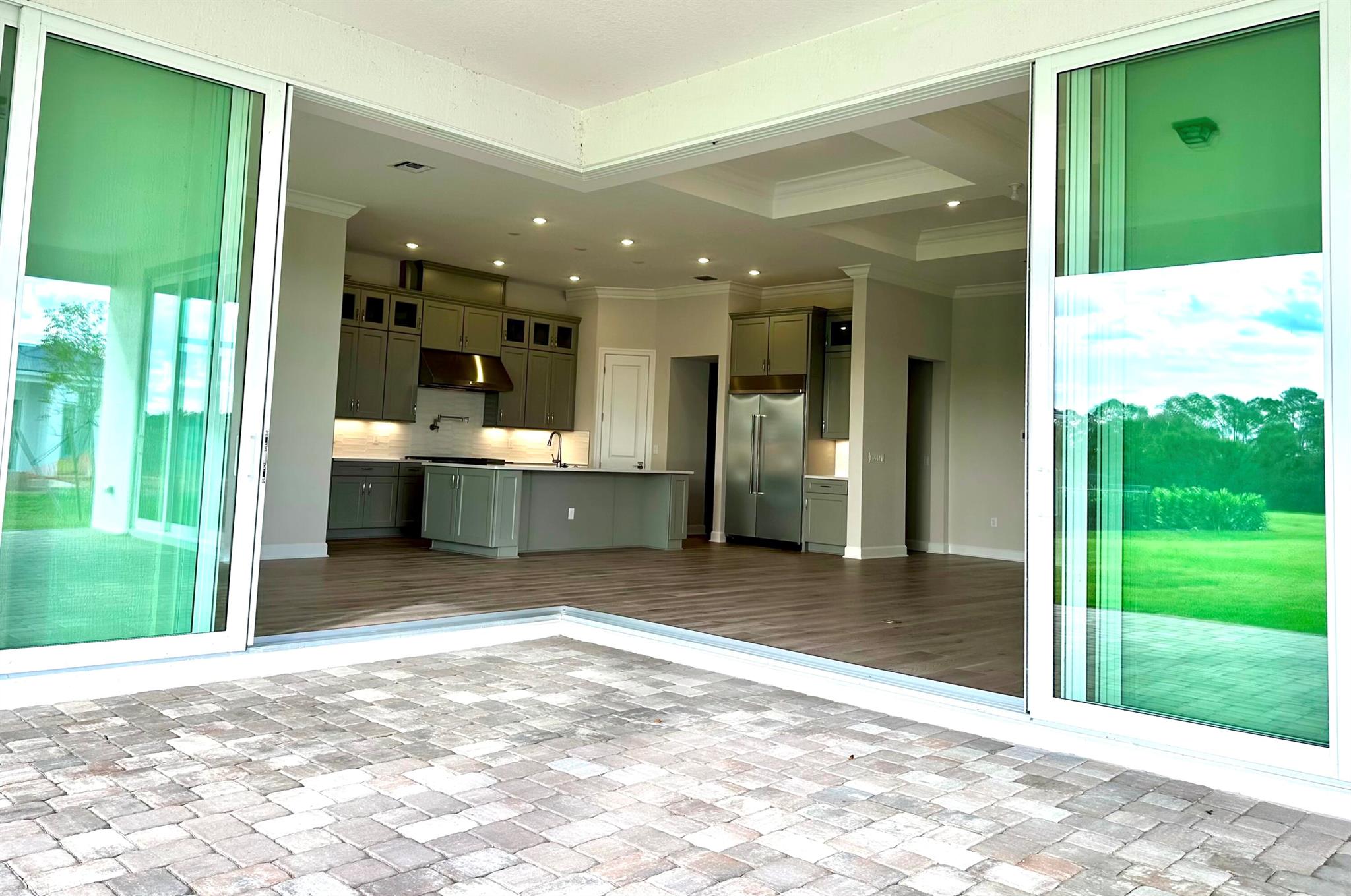 BRIDGEWATER - Residential