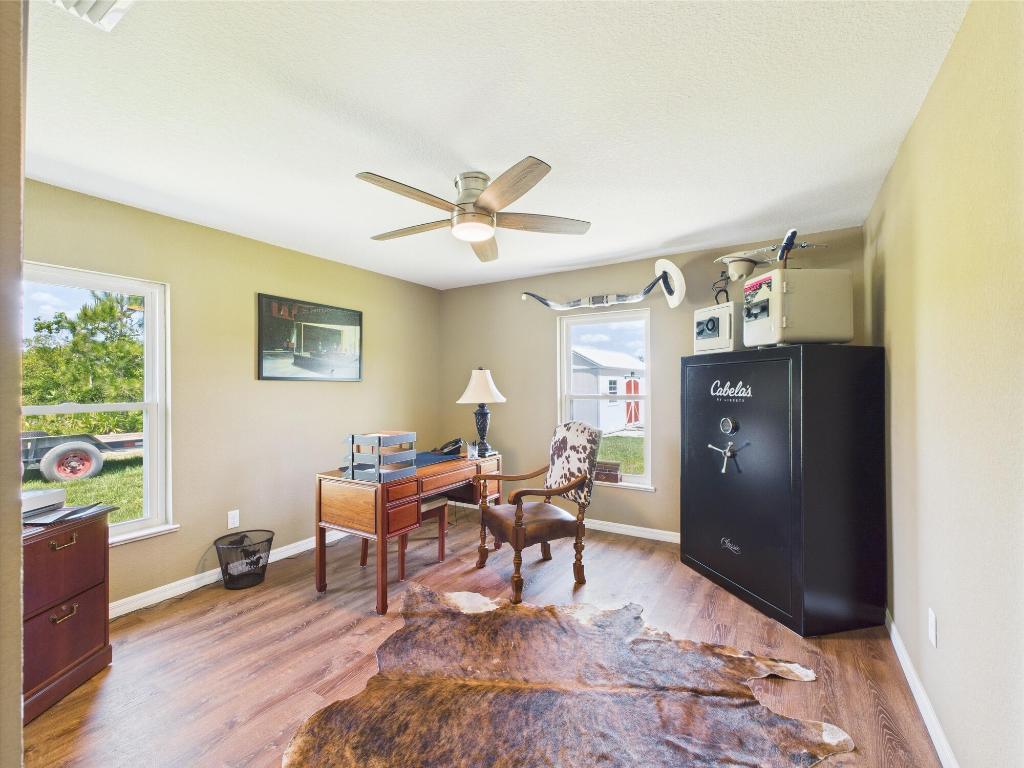 INDIAN HAMMOCK HUNT AND RIDING - Residential