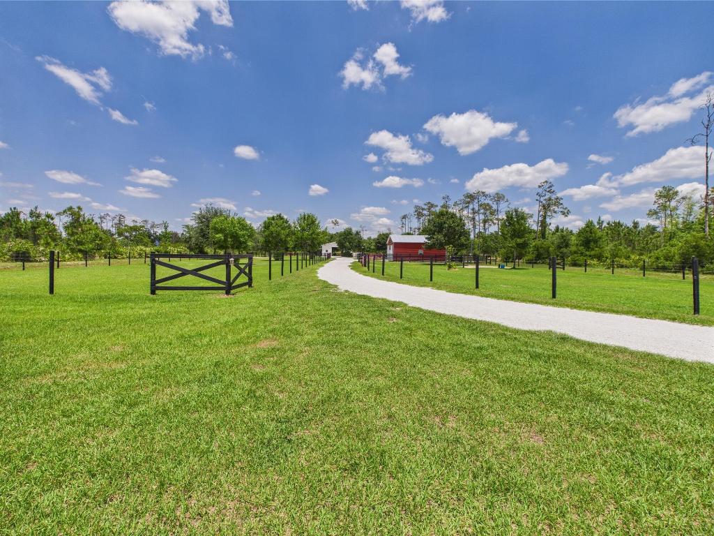 INDIAN HAMMOCK HUNT AND RIDING - Residential