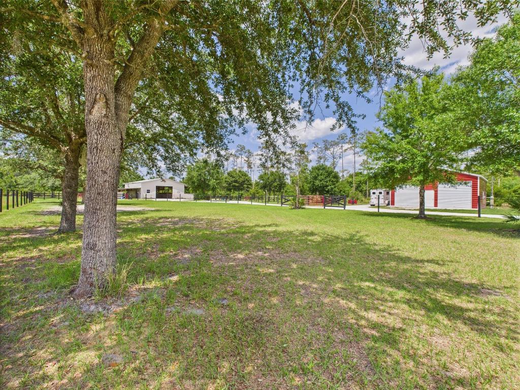 INDIAN HAMMOCK HUNT AND RIDING - Residential