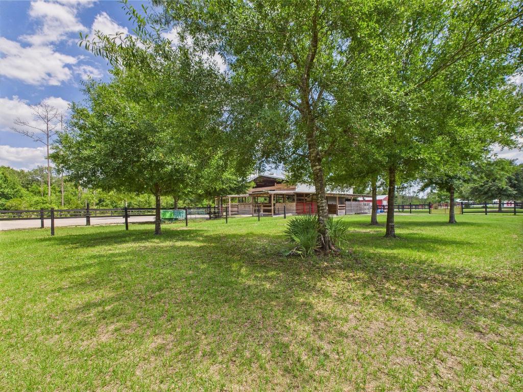 INDIAN HAMMOCK HUNT AND RIDING - Residential