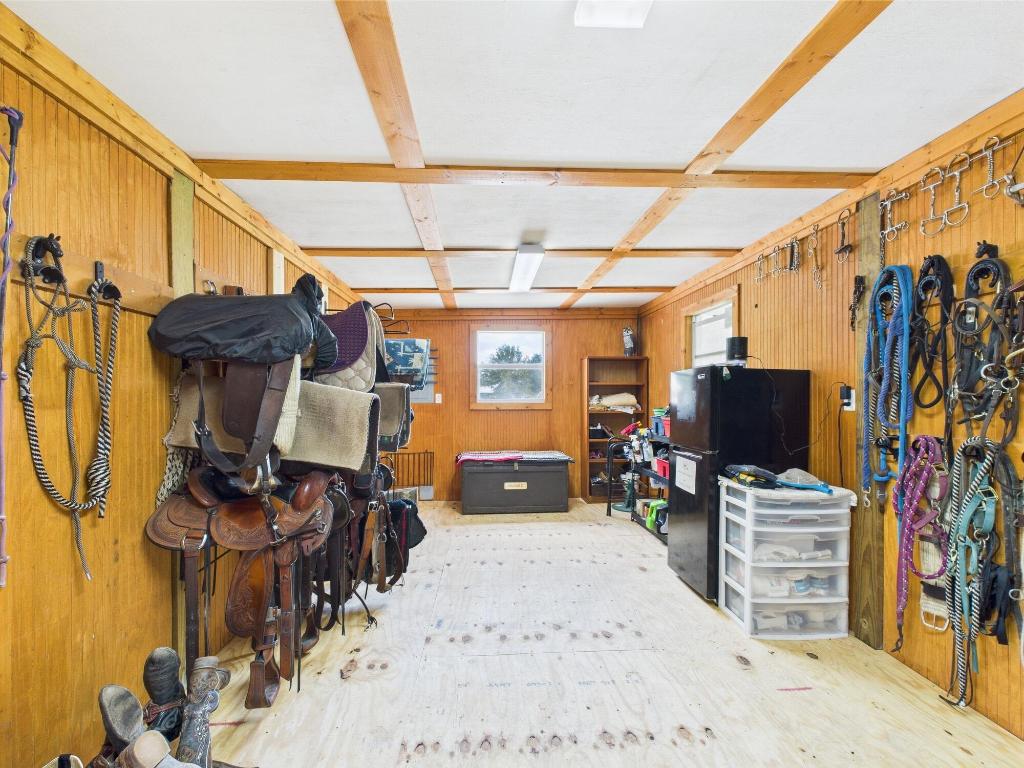 INDIAN HAMMOCK HUNT AND RIDING - Residential