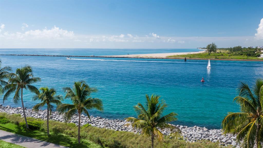 ADDISON AT SINGER ISLAND CONDO - Residential