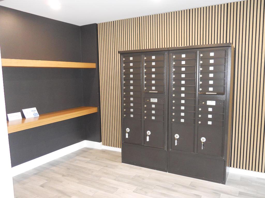 250 NE 20 Street 123s