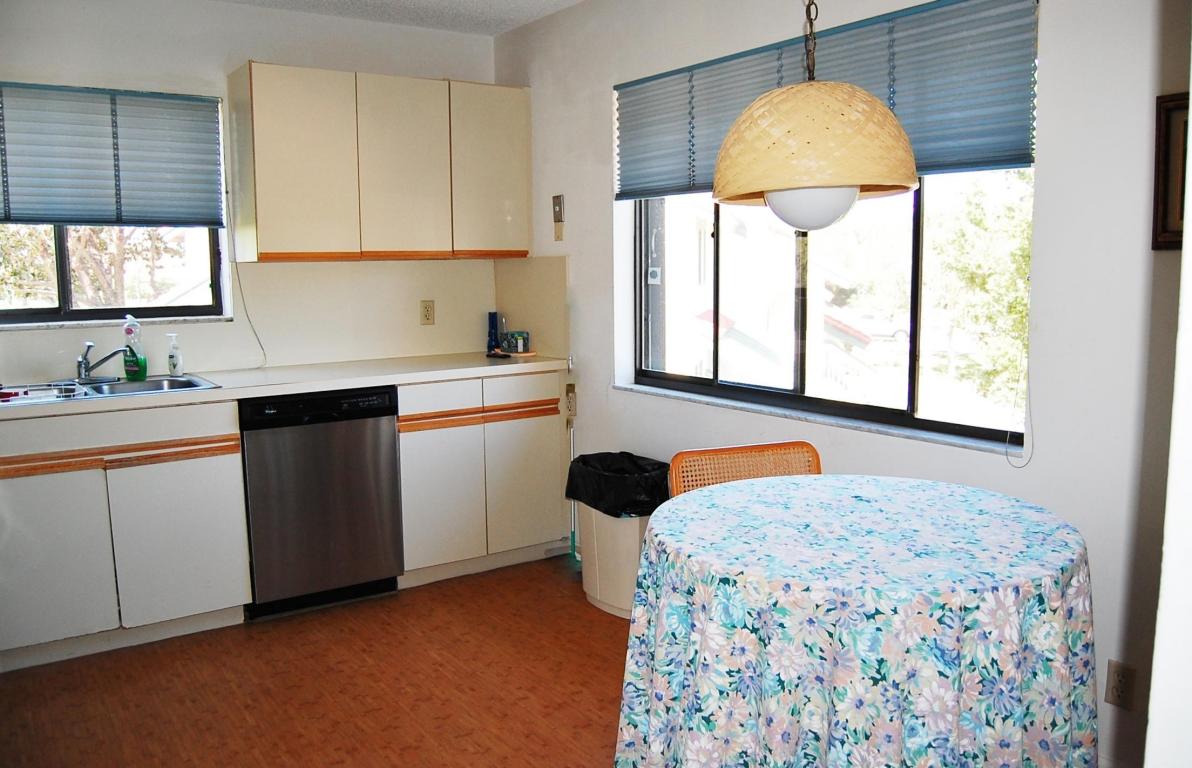 LEXINGTON GREEN CONDO - Residential