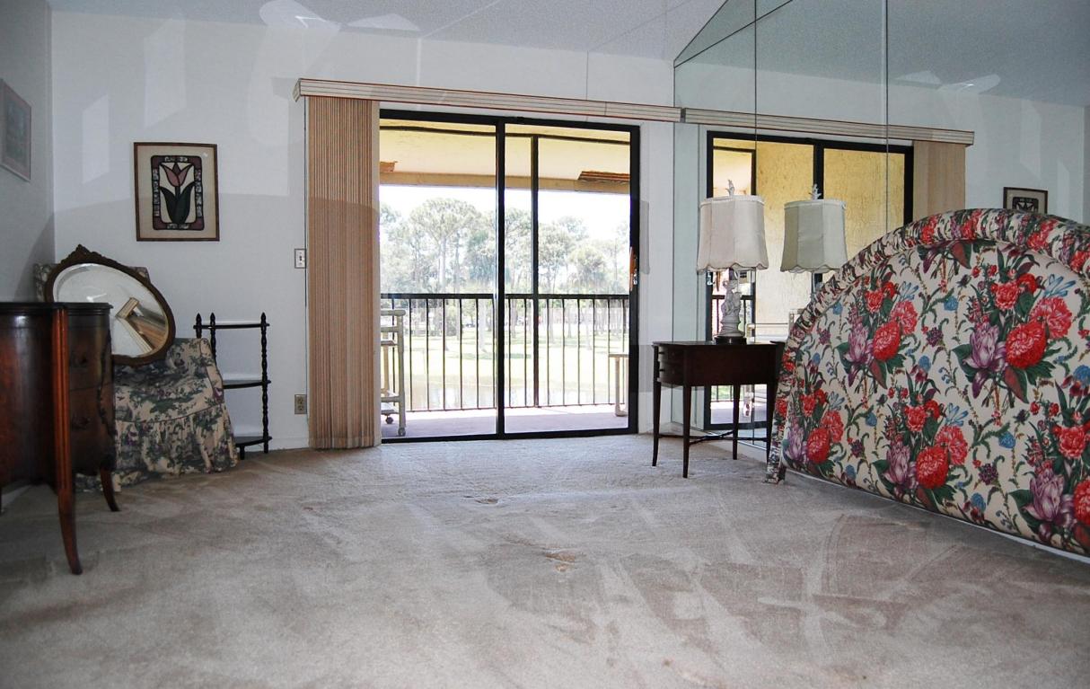 LEXINGTON GREEN CONDO - Residential