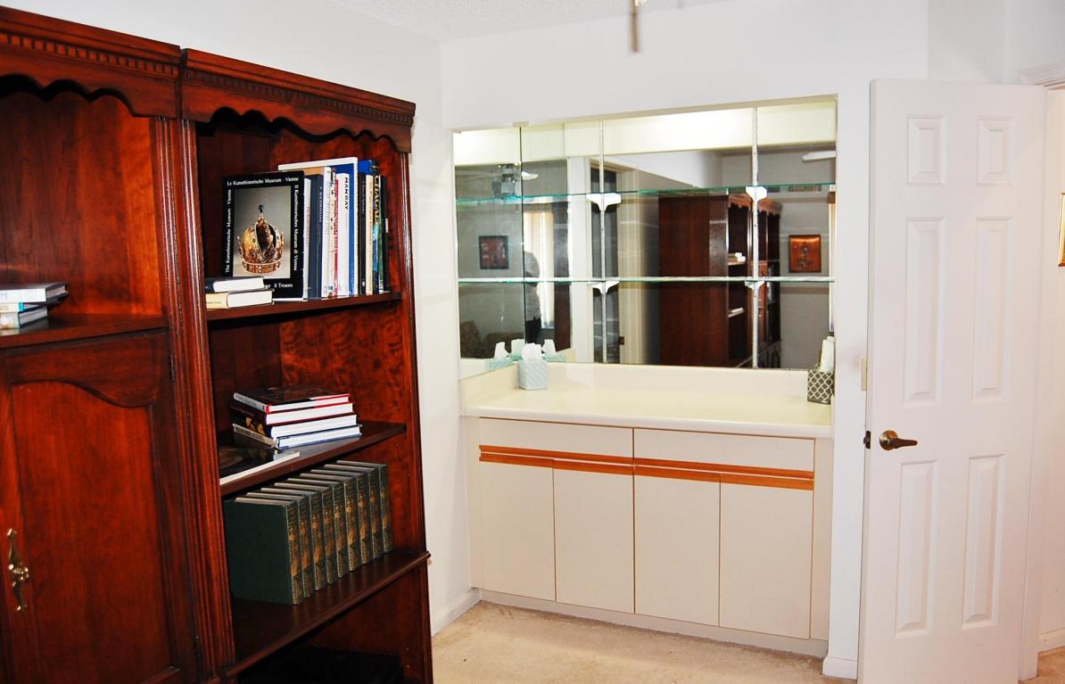 LEXINGTON GREEN CONDO - Residential