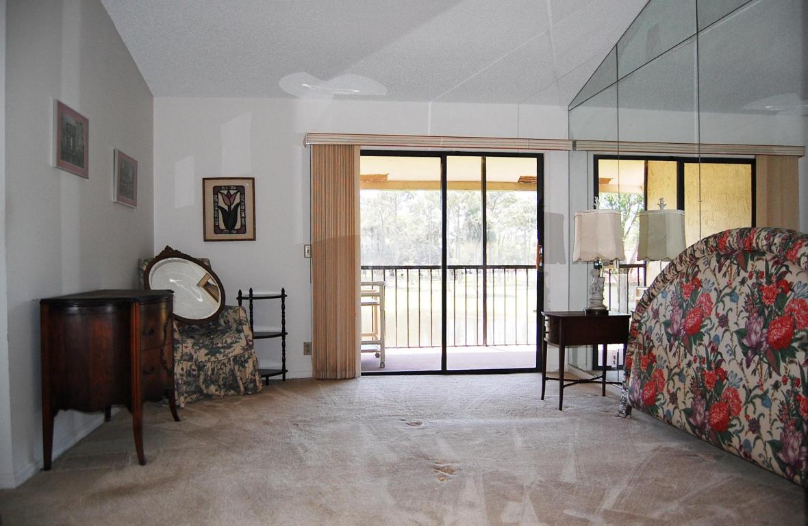 LEXINGTON GREEN CONDO - Residential