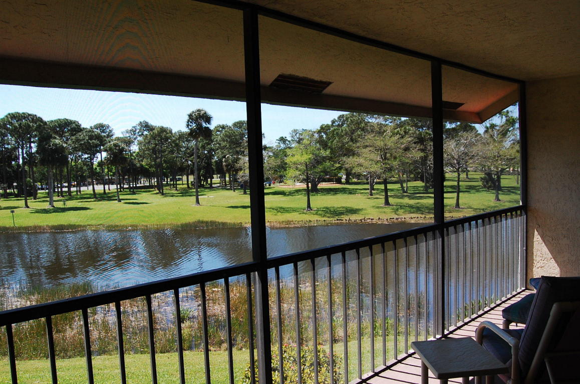 LEXINGTON GREEN CONDO - Residential