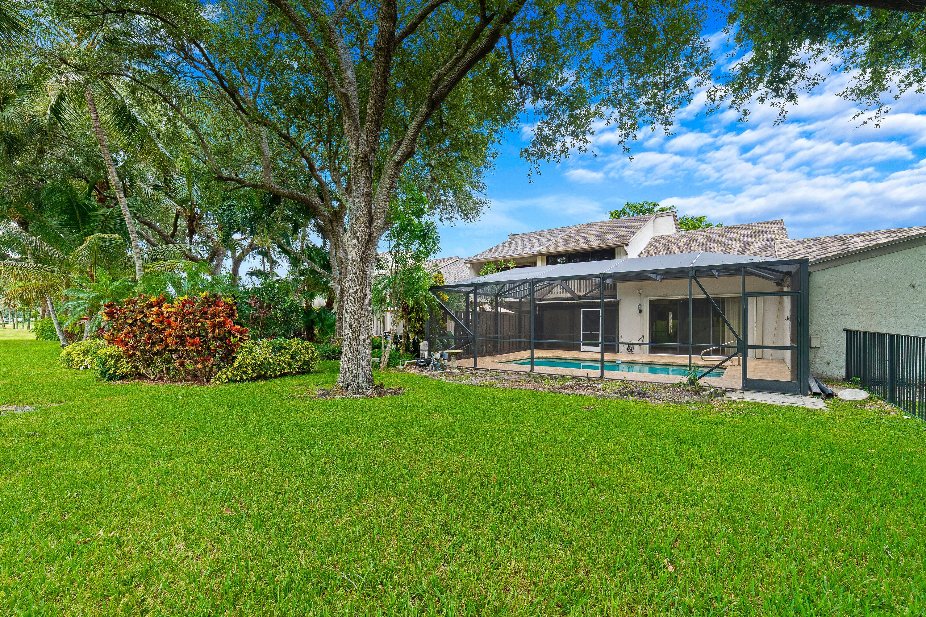 219 Wildwood Circle