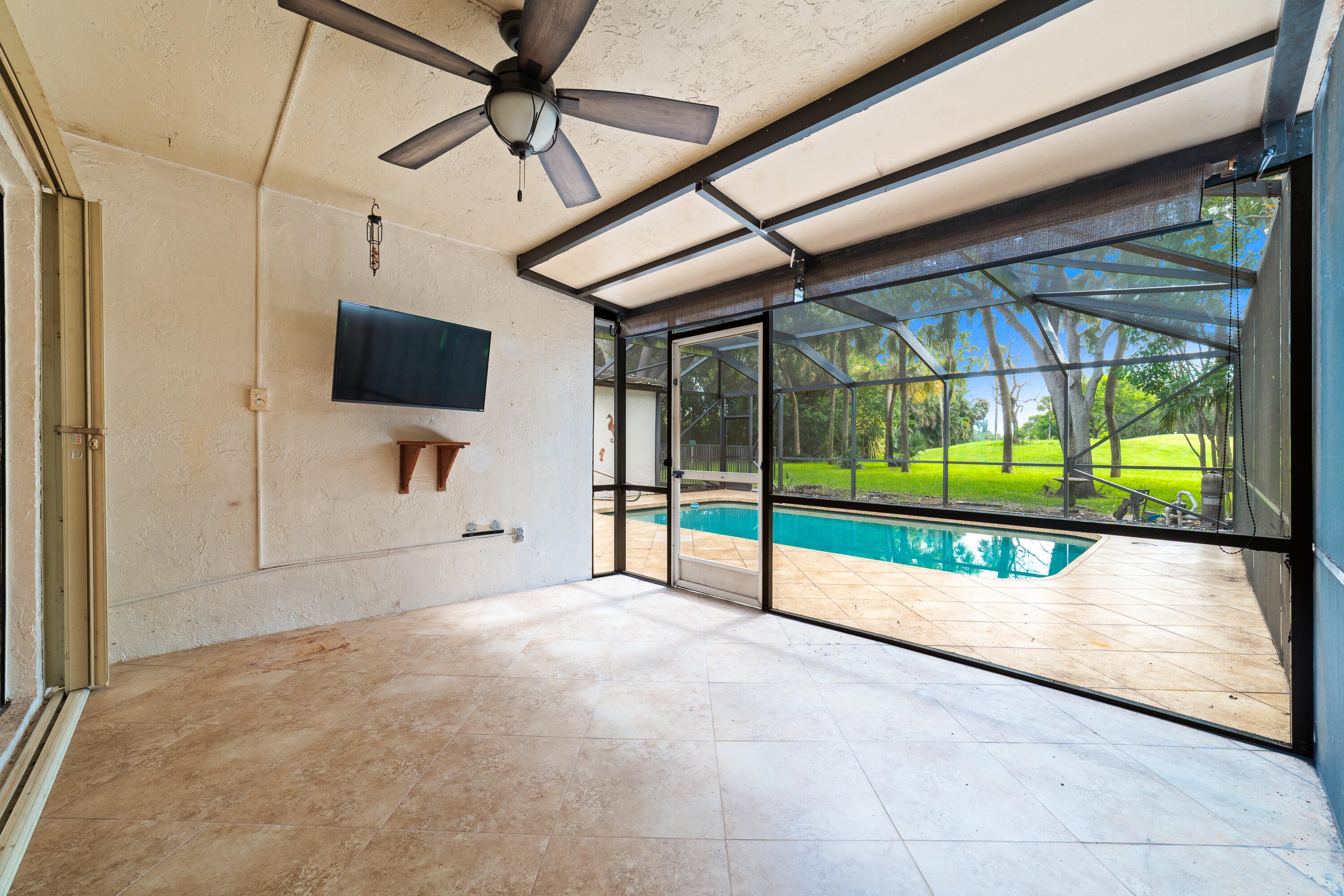 219 Wildwood Circle