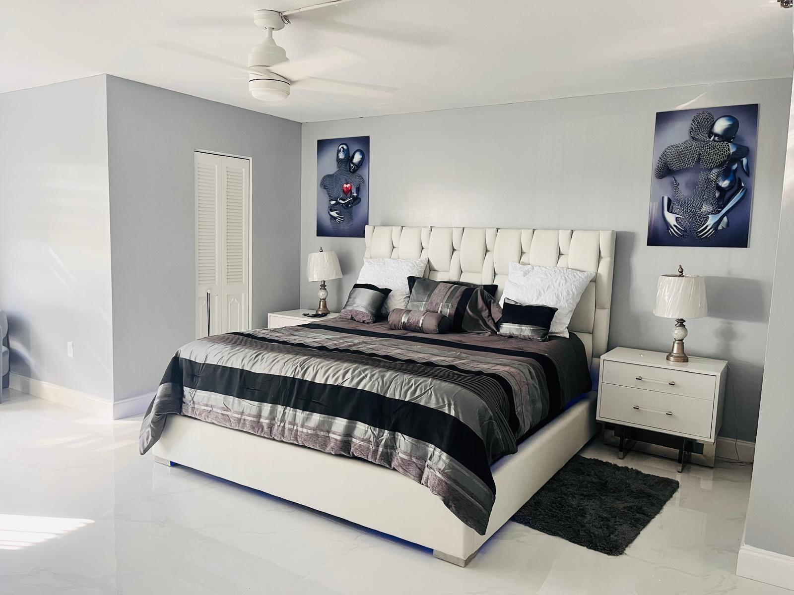 18TH HOLE AT INVERRARY - Residential