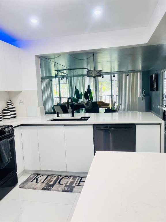 18TH HOLE AT INVERRARY - Residential