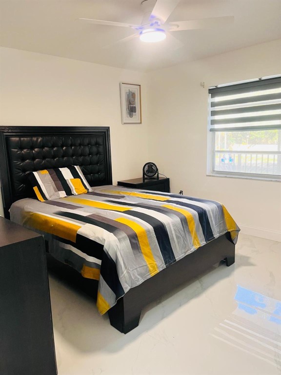 18TH HOLE AT INVERRARY - Residential