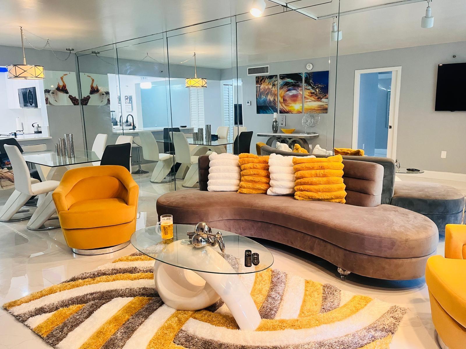 18TH HOLE AT INVERRARY - Residential