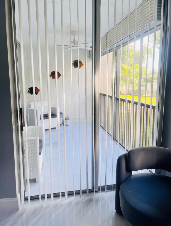 18TH HOLE AT INVERRARY - Residential