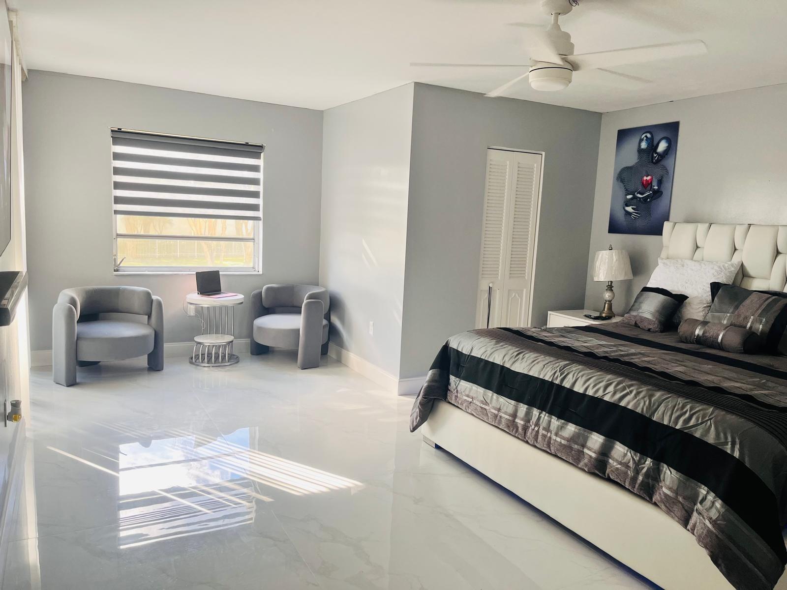 18TH HOLE AT INVERRARY - Residential