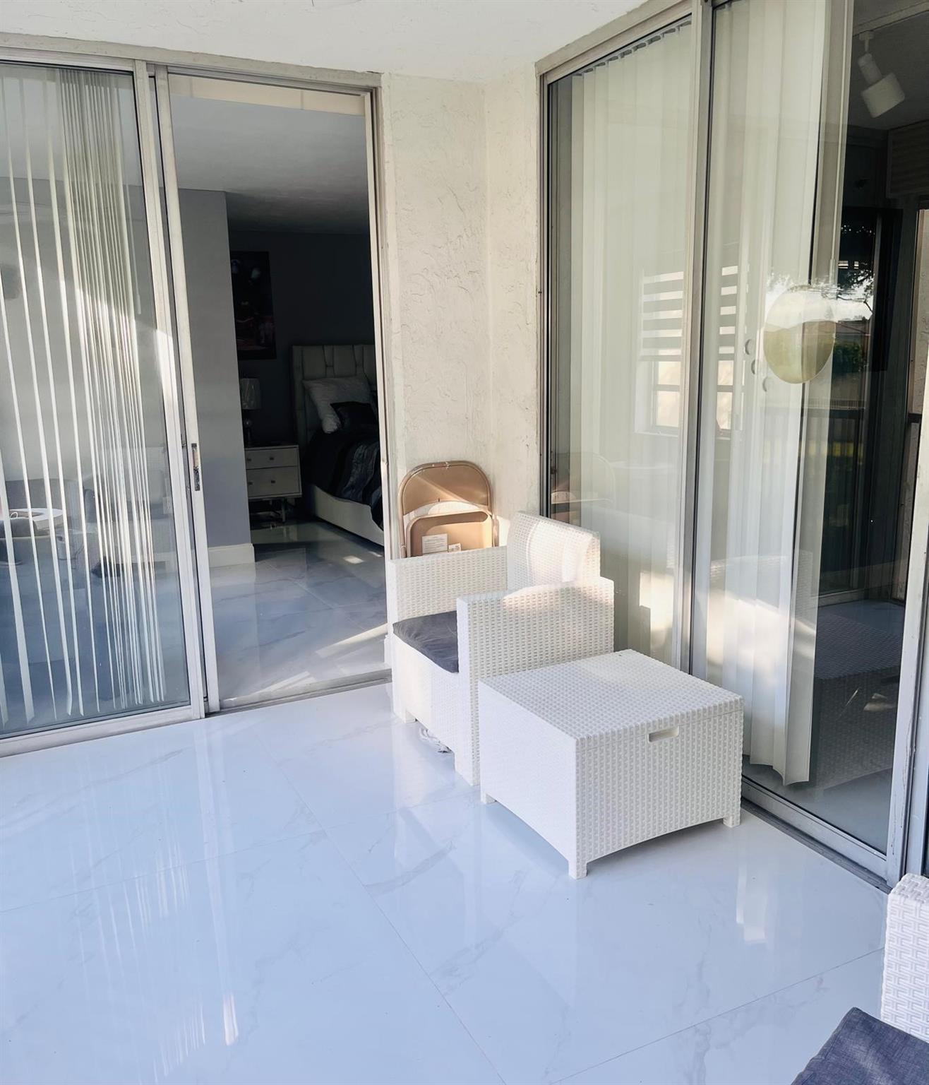 18TH HOLE AT INVERRARY - Residential