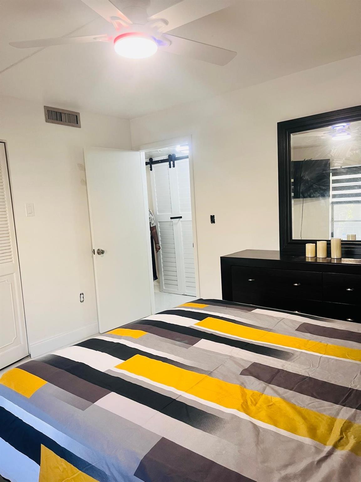 18TH HOLE AT INVERRARY - Residential