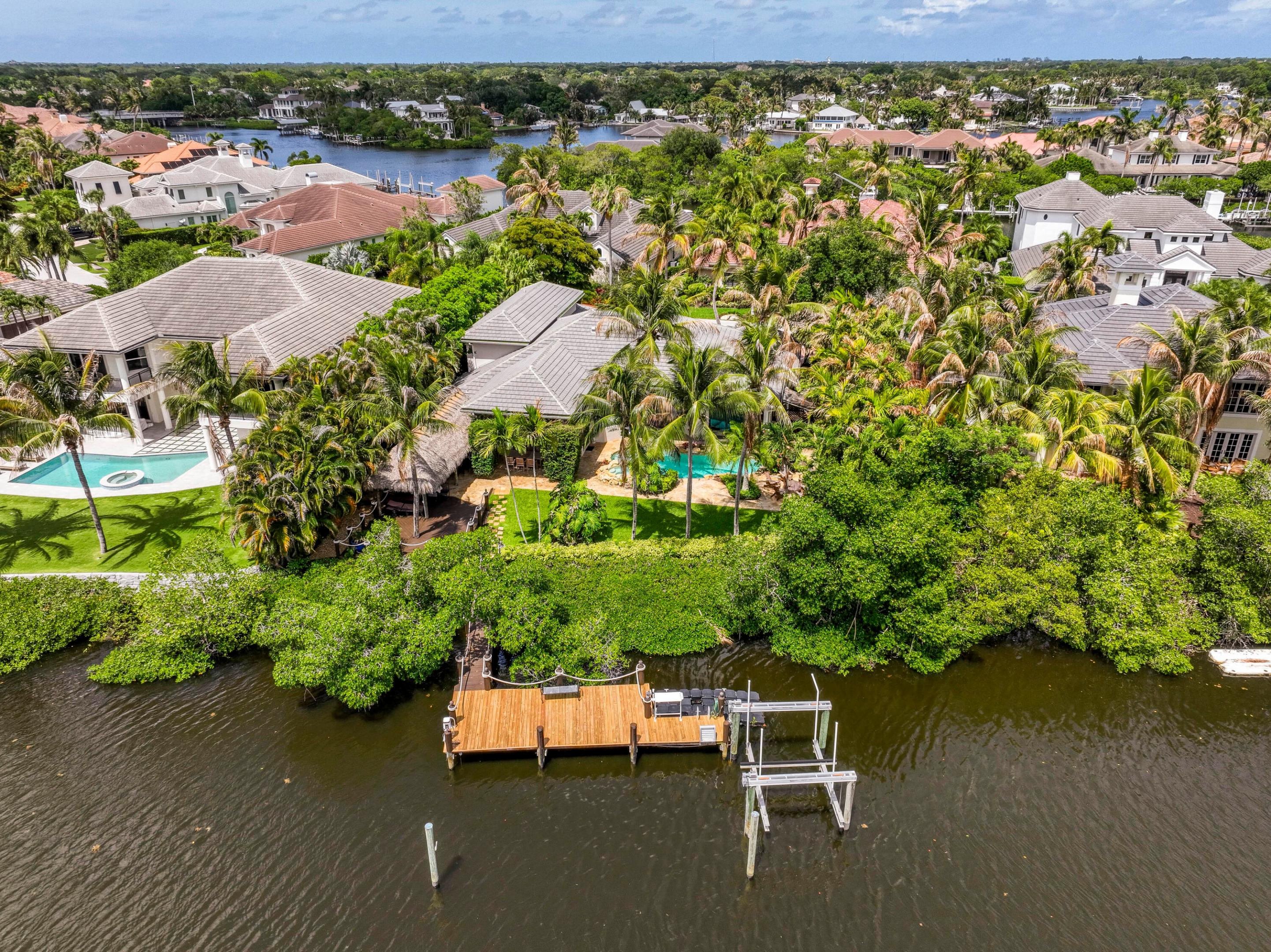 19028 SE Windward Island Lane