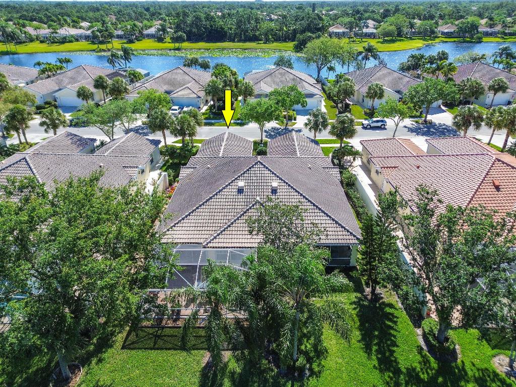 DOUBLE TREE - Residential