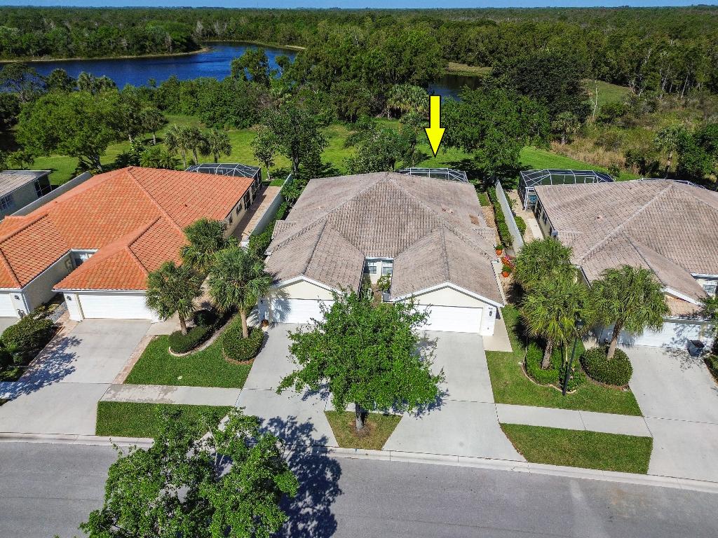 DOUBLE TREE - Residential