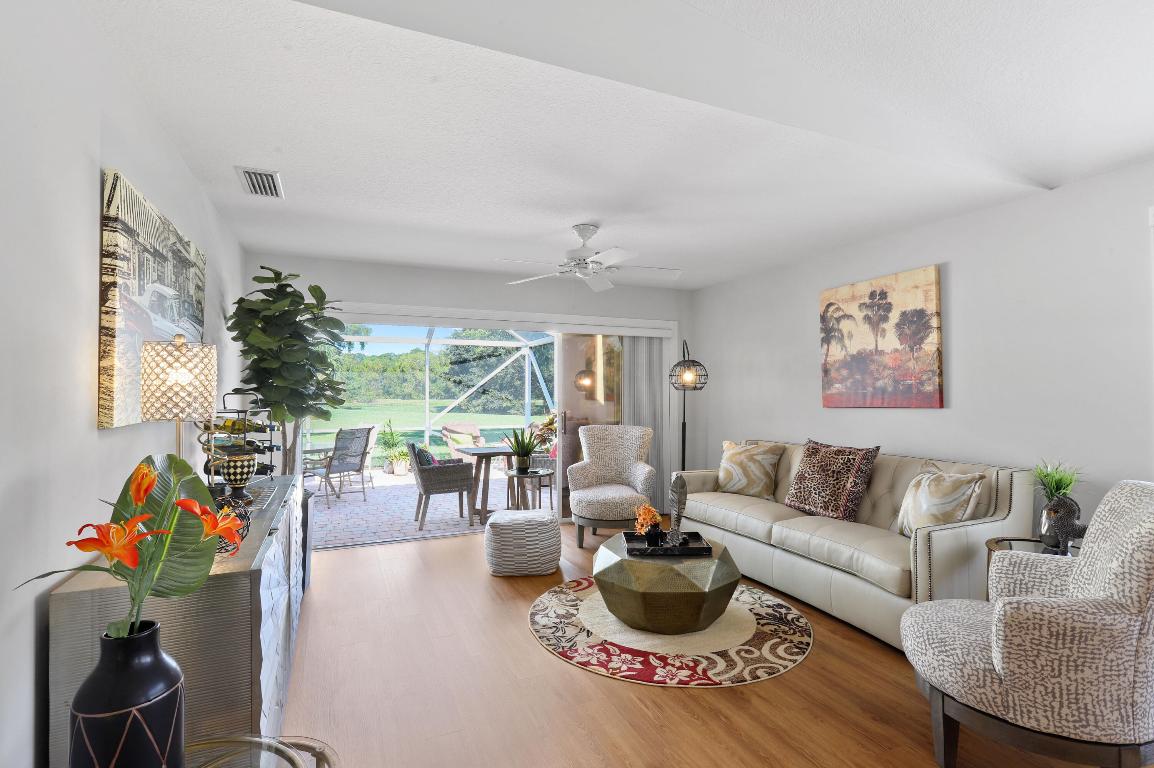 DOUBLE TREE - Residential