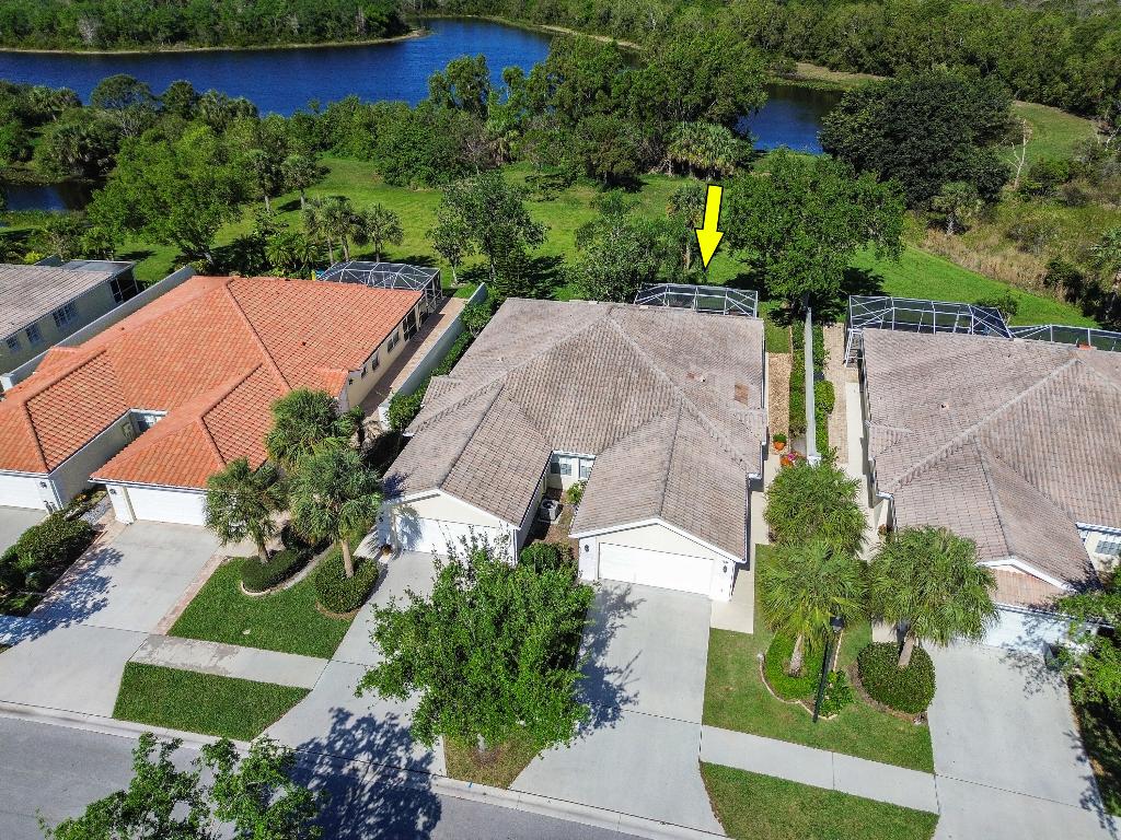 DOUBLE TREE - Residential