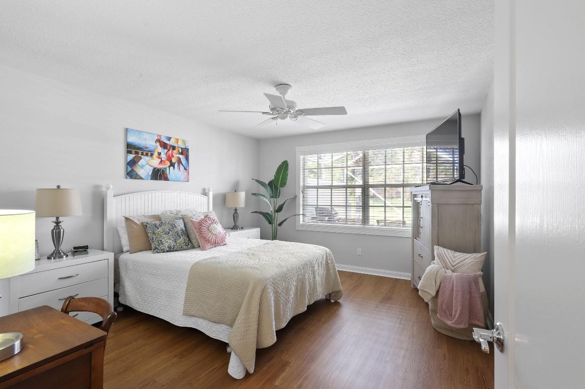 DOUBLE TREE - Residential