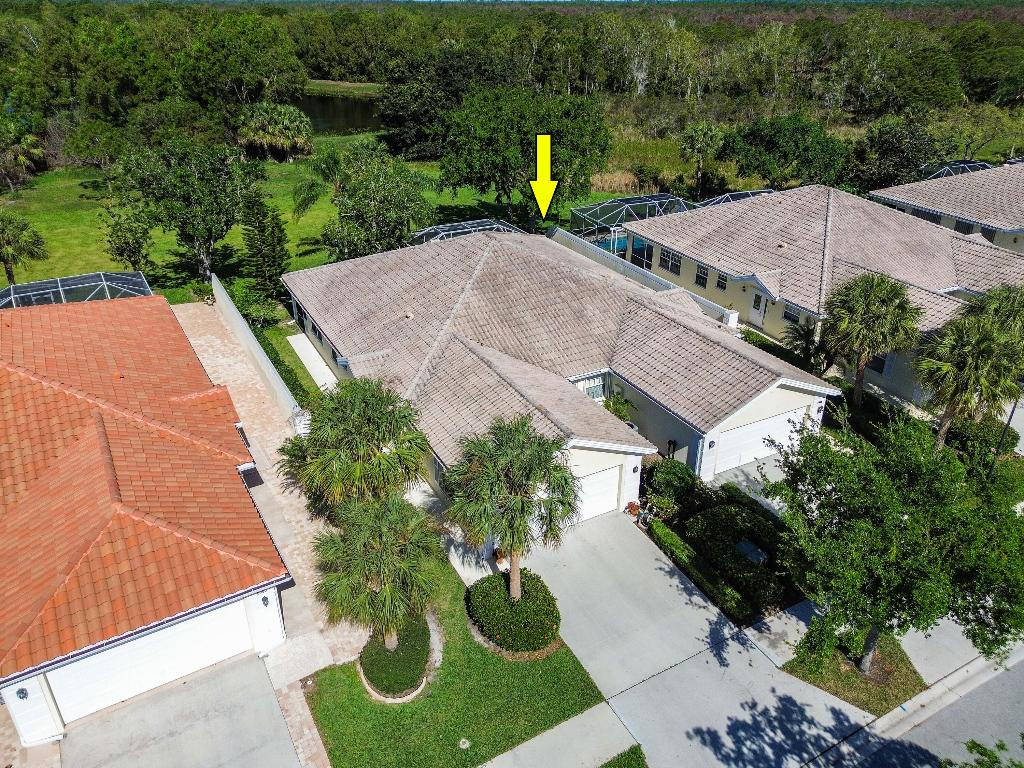 DOUBLE TREE - Residential