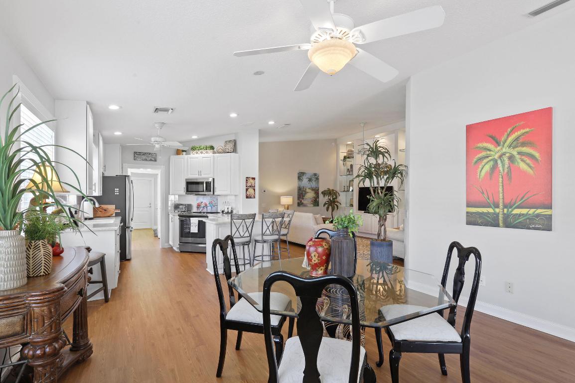 DOUBLE TREE - Residential