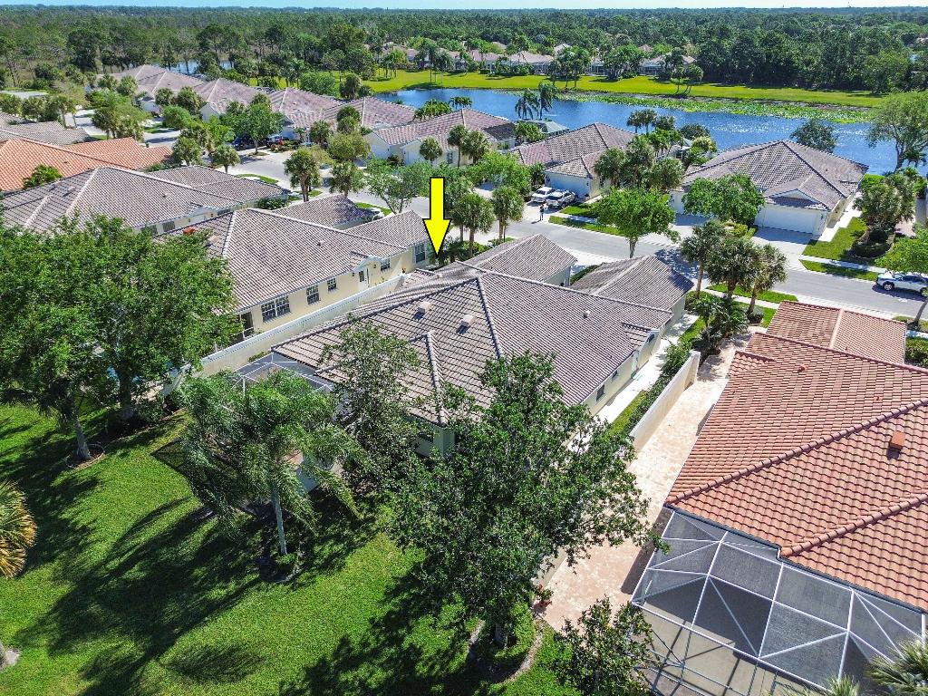 DOUBLE TREE - Residential