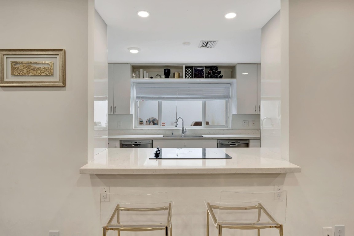 3501 Keyser Avenue 1