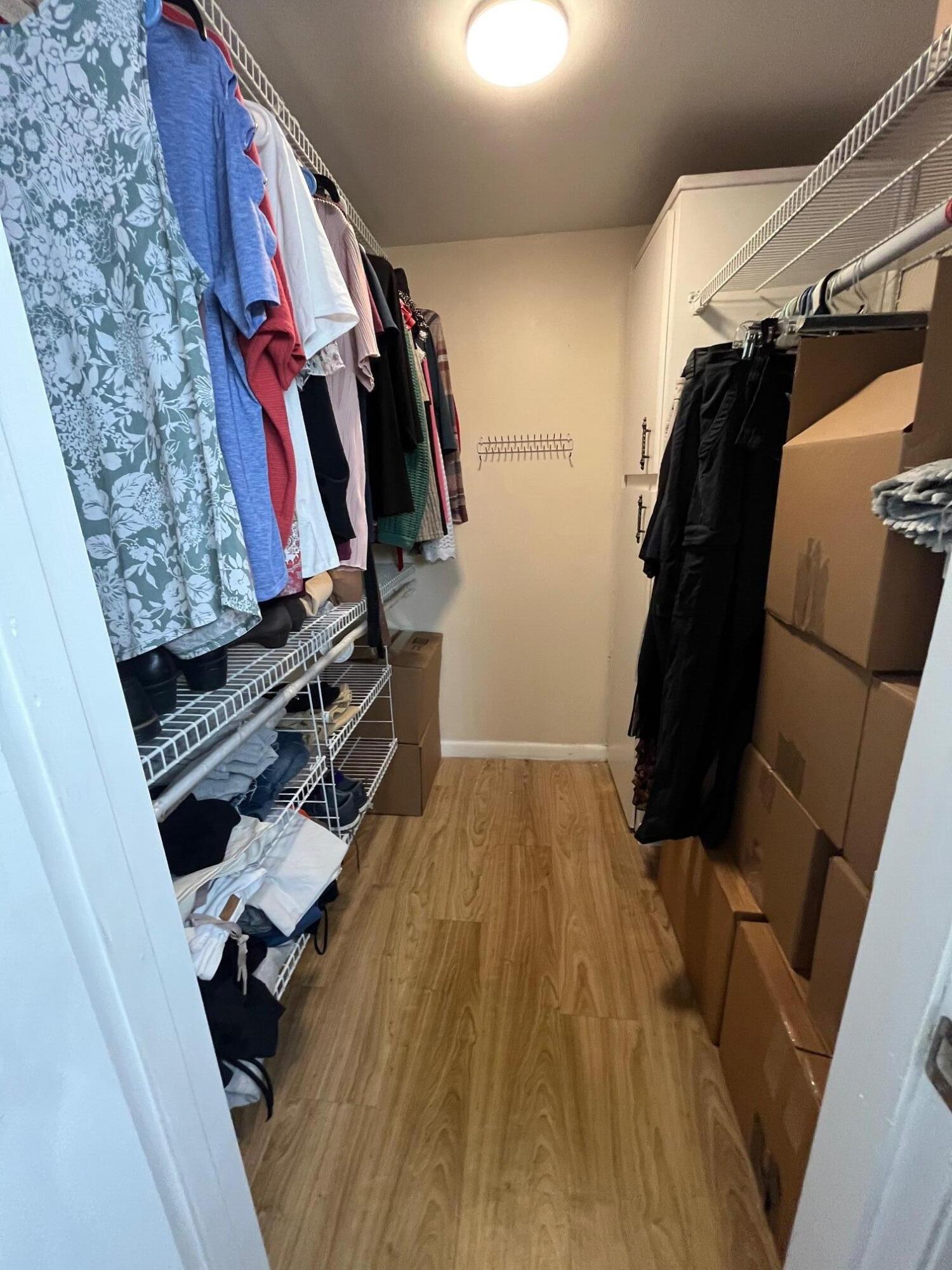 PEBBLE SPRINGS CONDOMINIUM - Residential