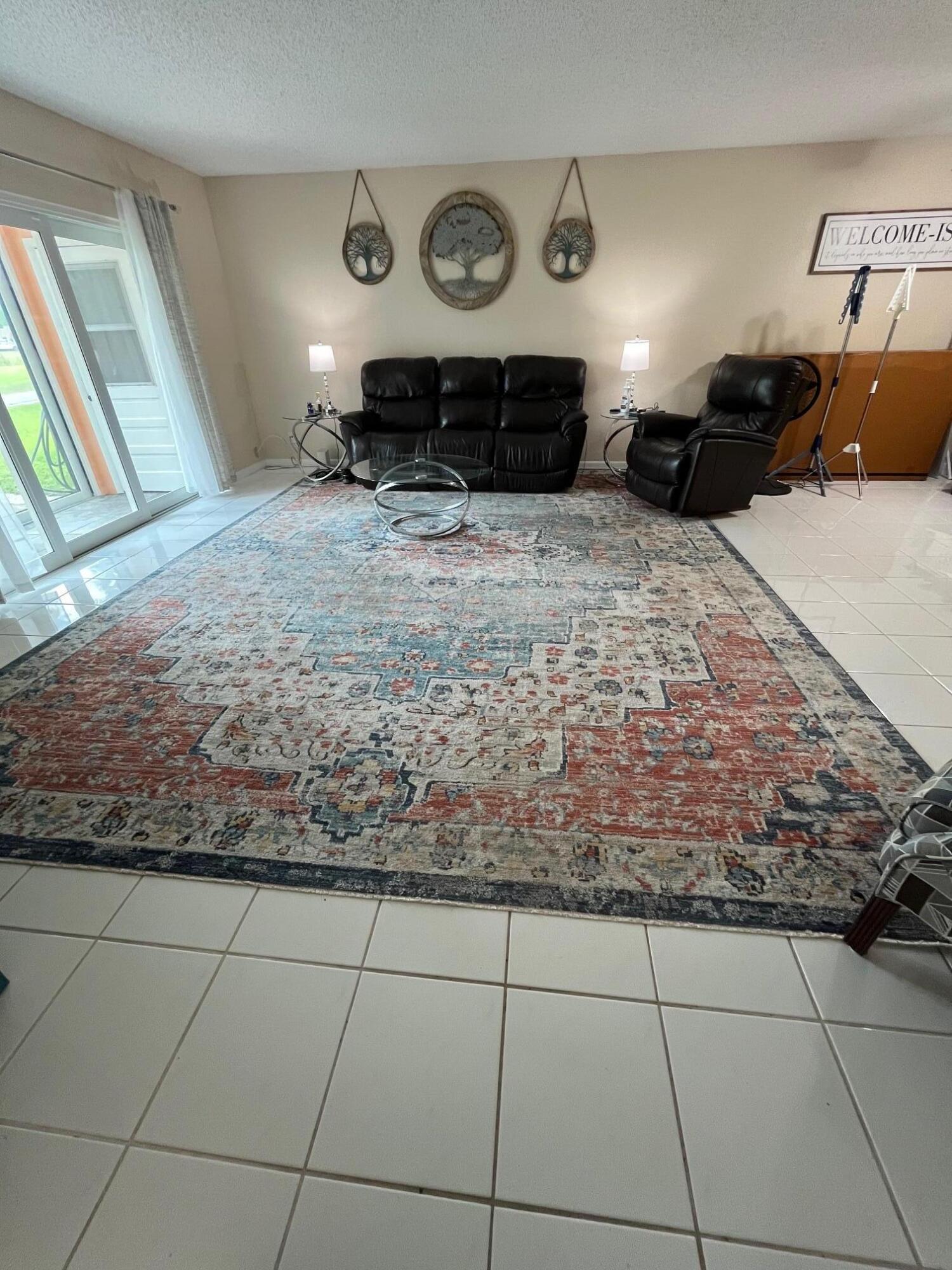 PEBBLE SPRINGS CONDOMINIUM - Residential