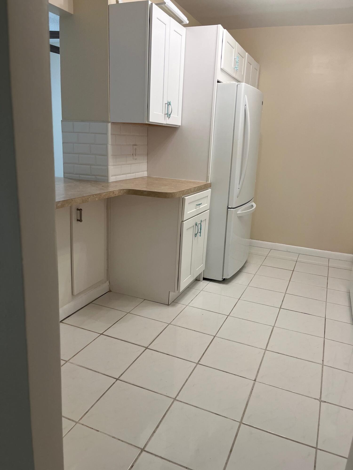 PEBBLE SPRINGS CONDOMINIUM - Residential
