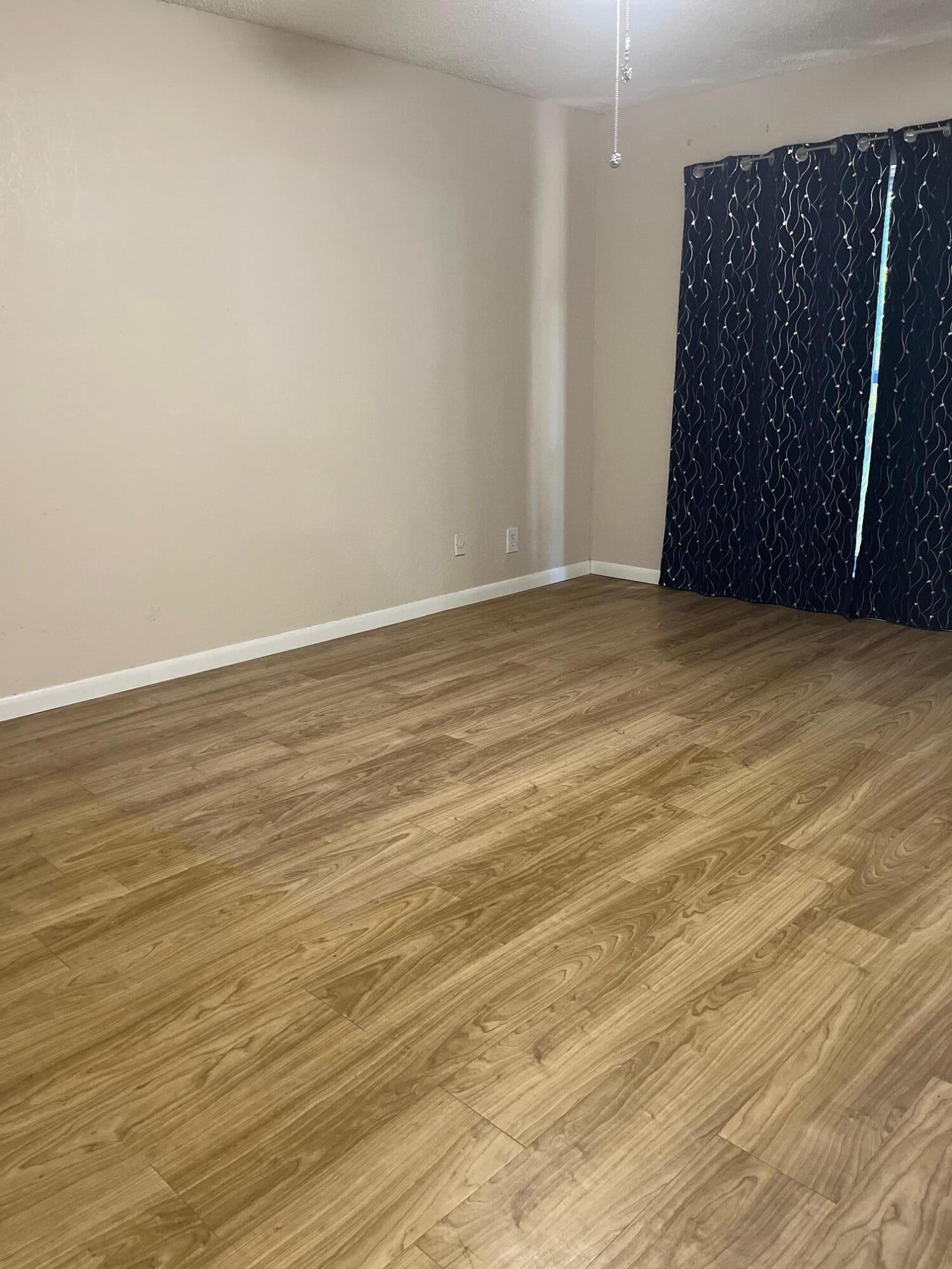 PEBBLE SPRINGS CONDOMINIUM - Residential