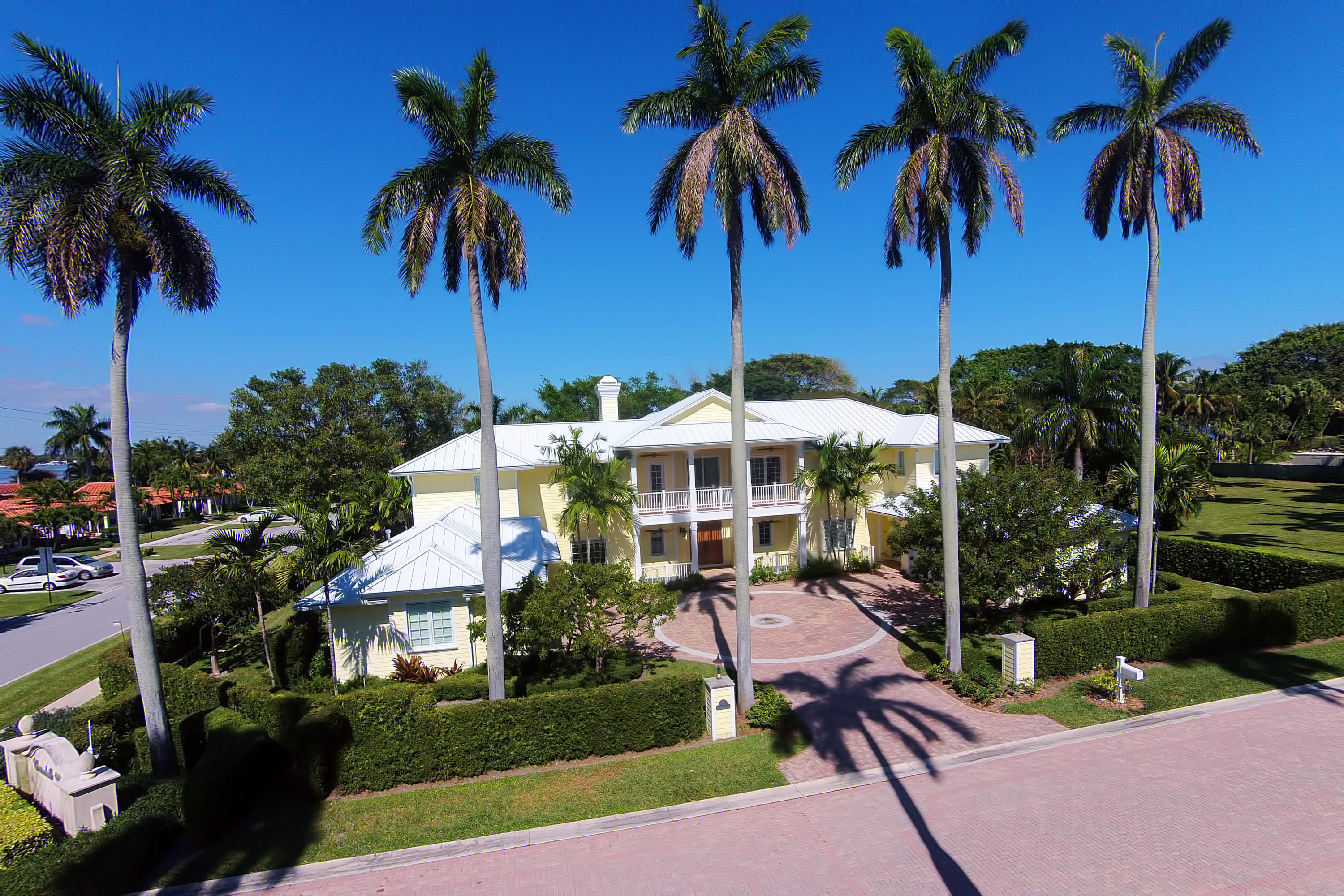 POINT MANALAPAN 12 - Residential