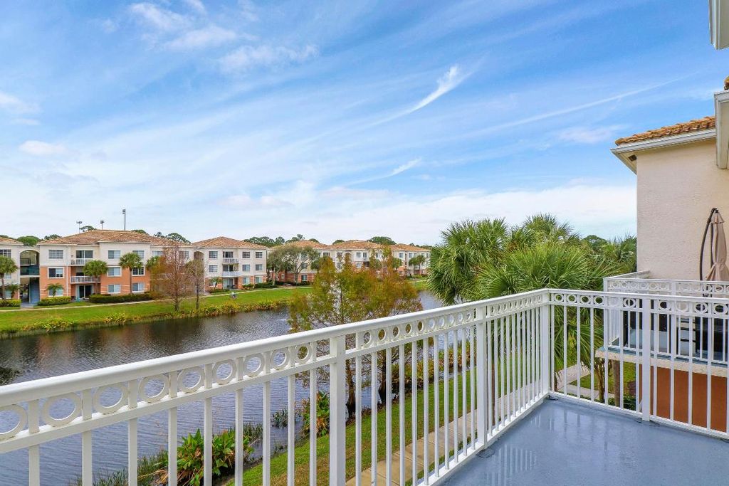 Photo of 9304 Myrtlewood Circle W, Palm Beach Gardens, FL 33418 (MLS # R10957636)