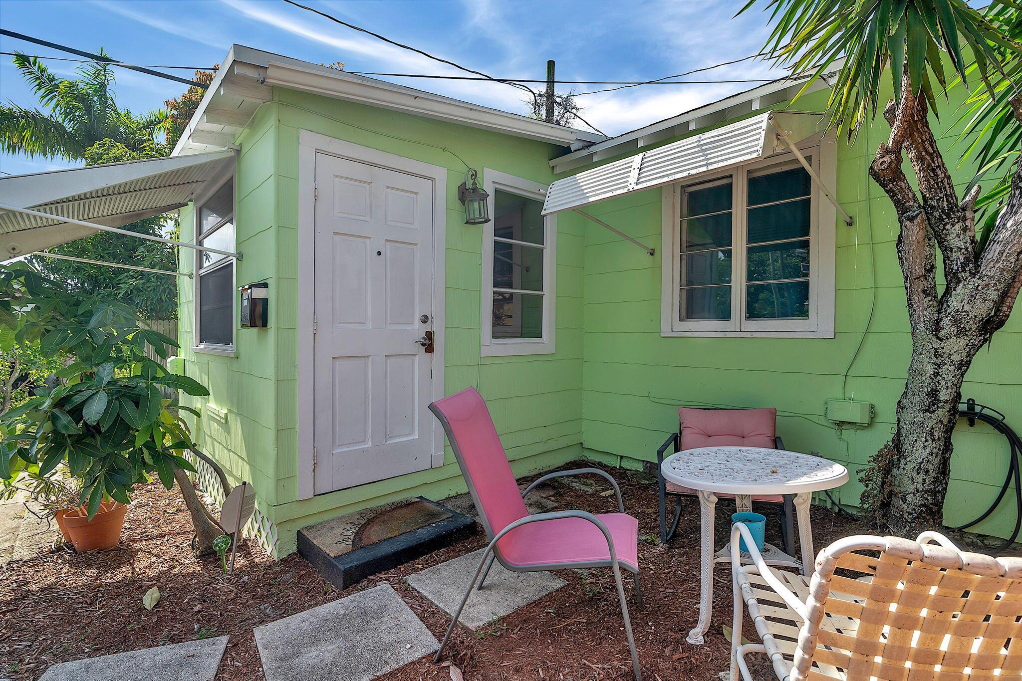 LAKE WORTH TOWN OF - Residential Income