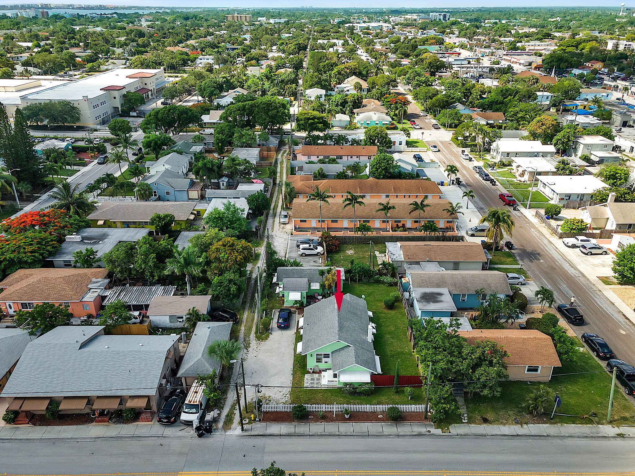 LAKE WORTH TOWN OF - Residential Income