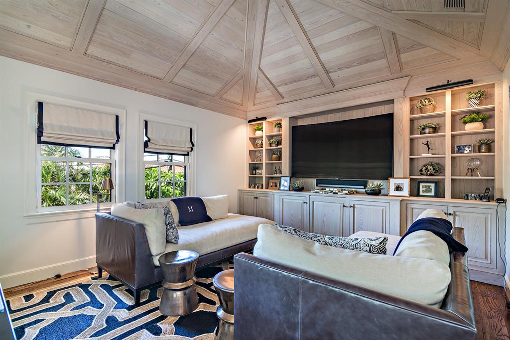 GOLFVIEW - Residential