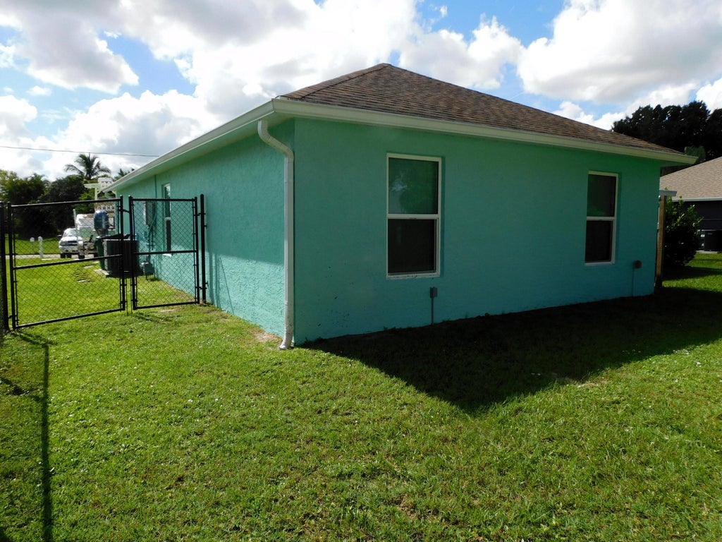 Photo of 373 SW De Gouvea Terrace, Port Saint Lucie, FL 34984 (MLS # R11025773)