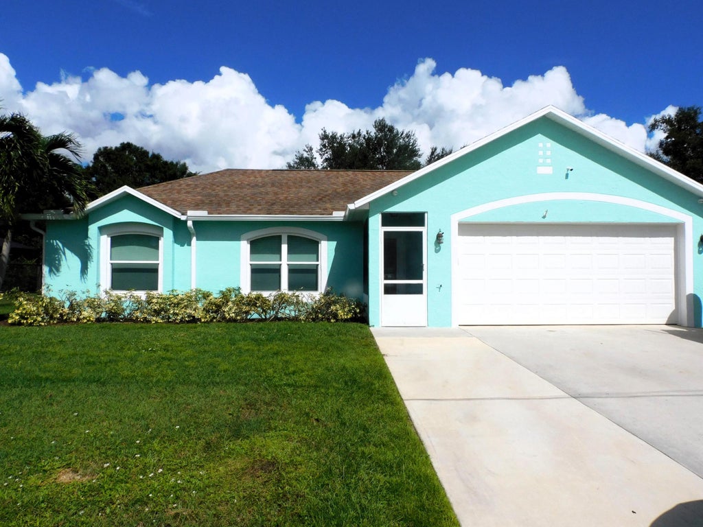 Photo of 373 SW De Gouvea Terrace, Port Saint Lucie, FL 34984 (MLS # R11025773)